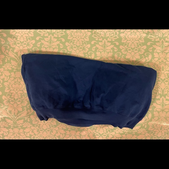 Lrg sweater size 3xl - Picture 3 of 6